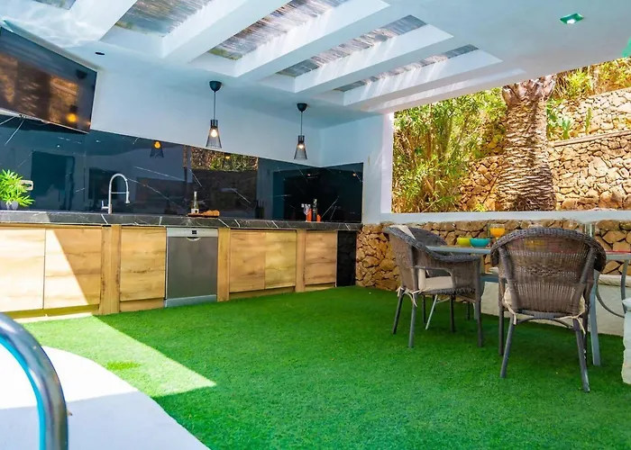Denia Oasis • Pisc. Privada • Wifi • Familia • A/C * Denia