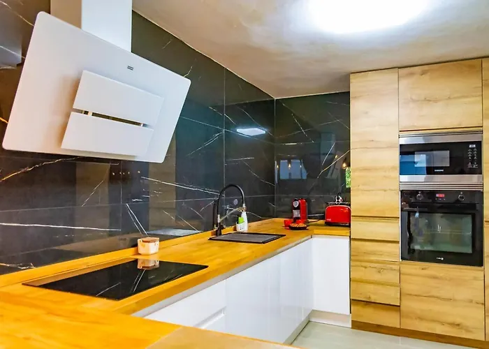 Denia Oasis • Pisc. Privada • Wifi • Familia • A/C